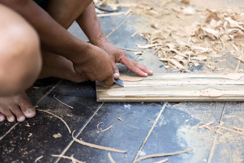 Tools Used in Furniture Stripping